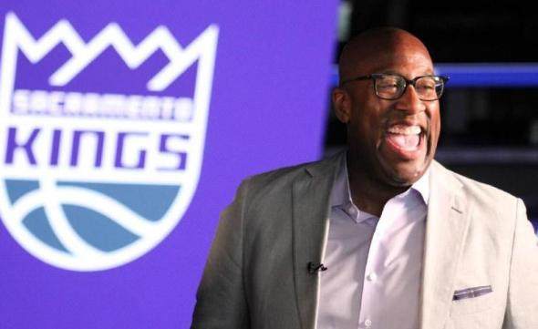 【圆桌】最佳教练竞争愈演愈烈 谁是争夺战领跑者?